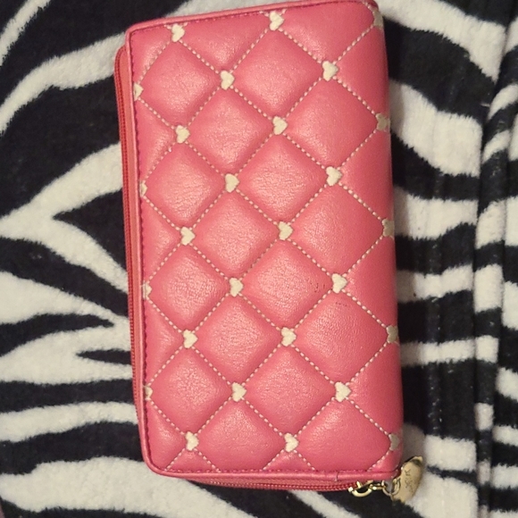 Betsey Johnson wallet - Picture 2 of 6